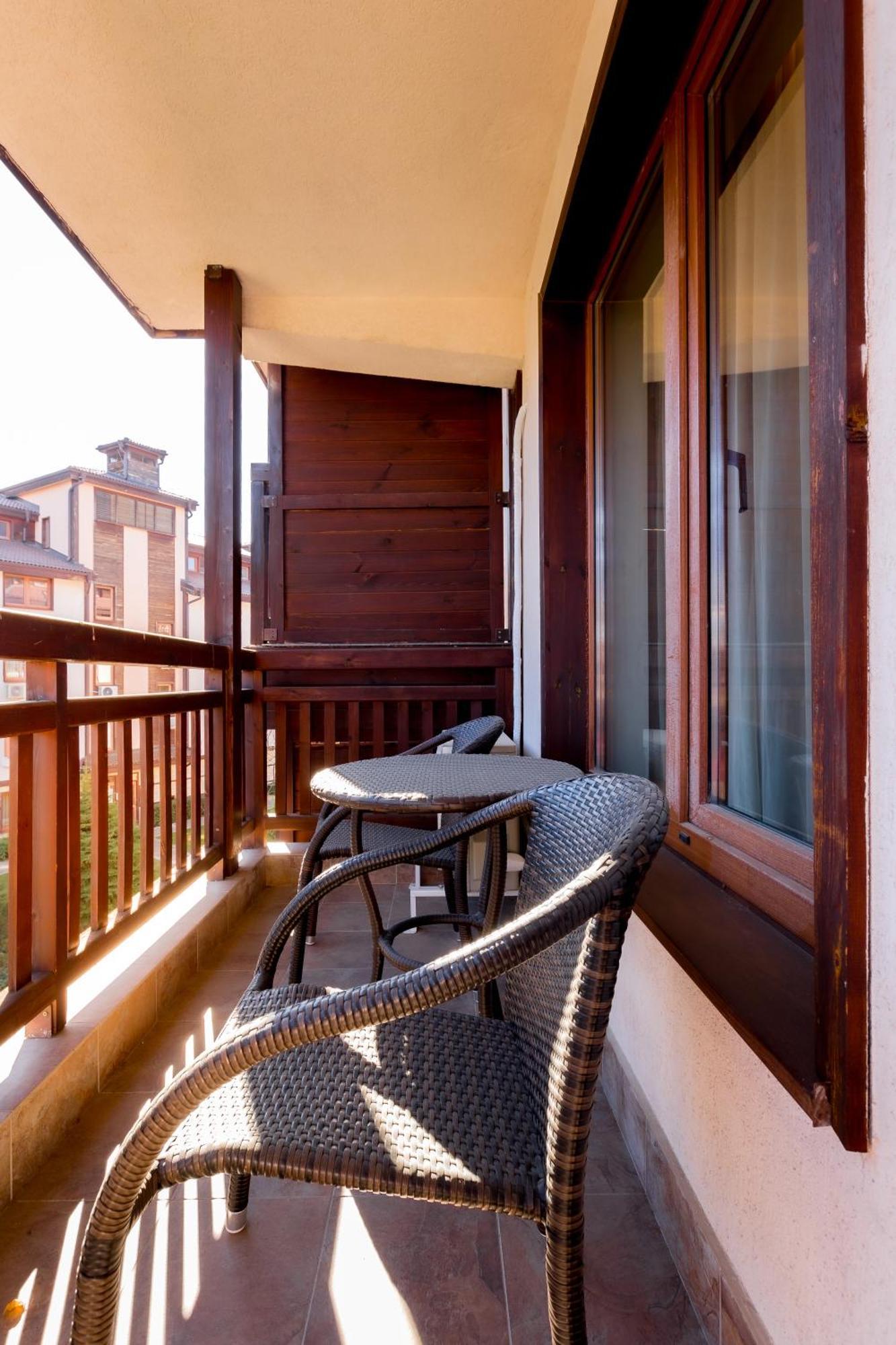 Downtown Bansko Resort Exterior photo