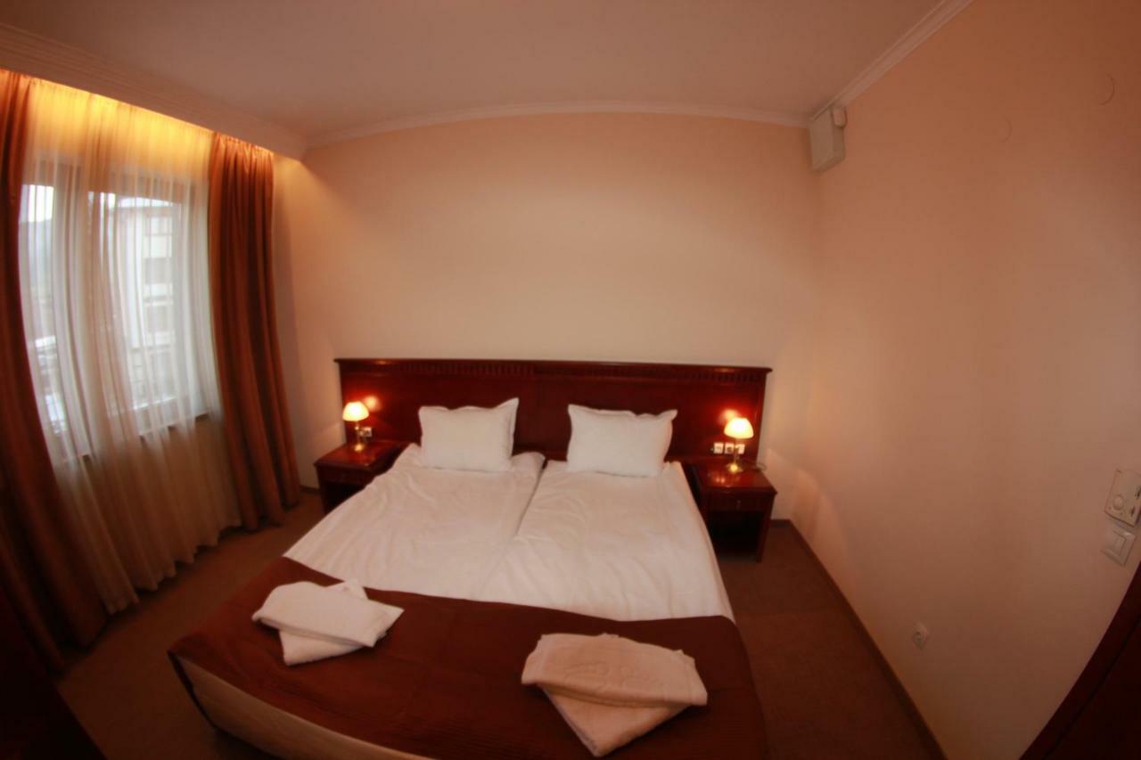 Downtown Bansko Resort Exterior photo